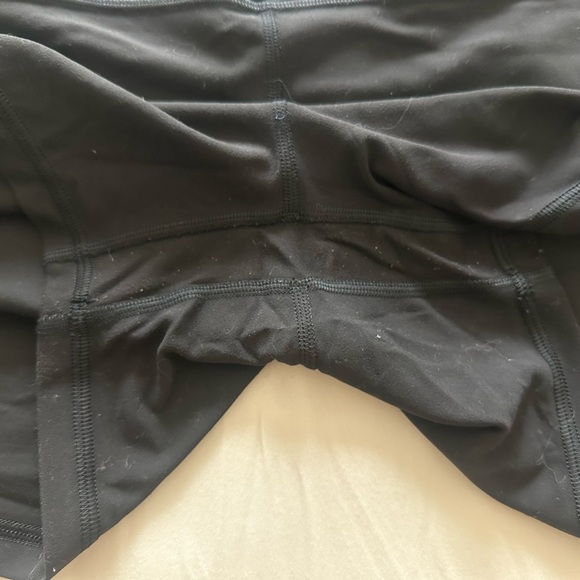 Lululemon Align High Rise 4” - Picture 2 of 4